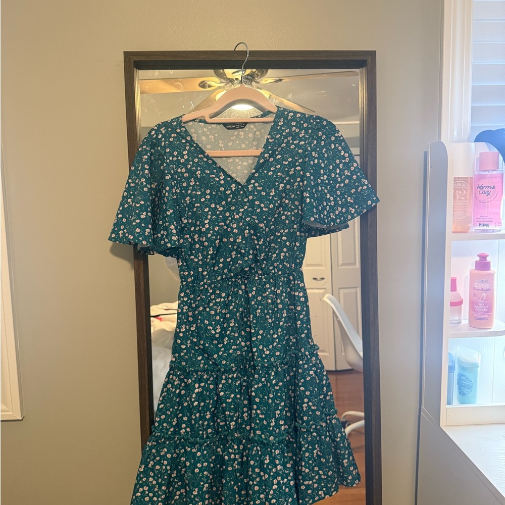 SHEIN Green Wrap Midi Dress with Flutter Sleeves
